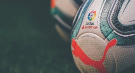 西甲联赛：奥维耶多不敌巴萨，巴萨展现统治力领跑积分榜